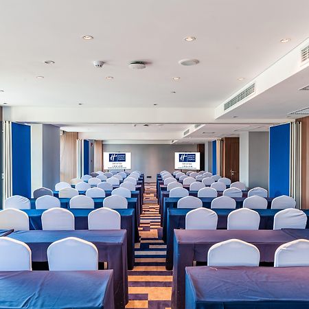 Holiday Inn Express Shanghai Baoyang By Ihg Экстерьер фото