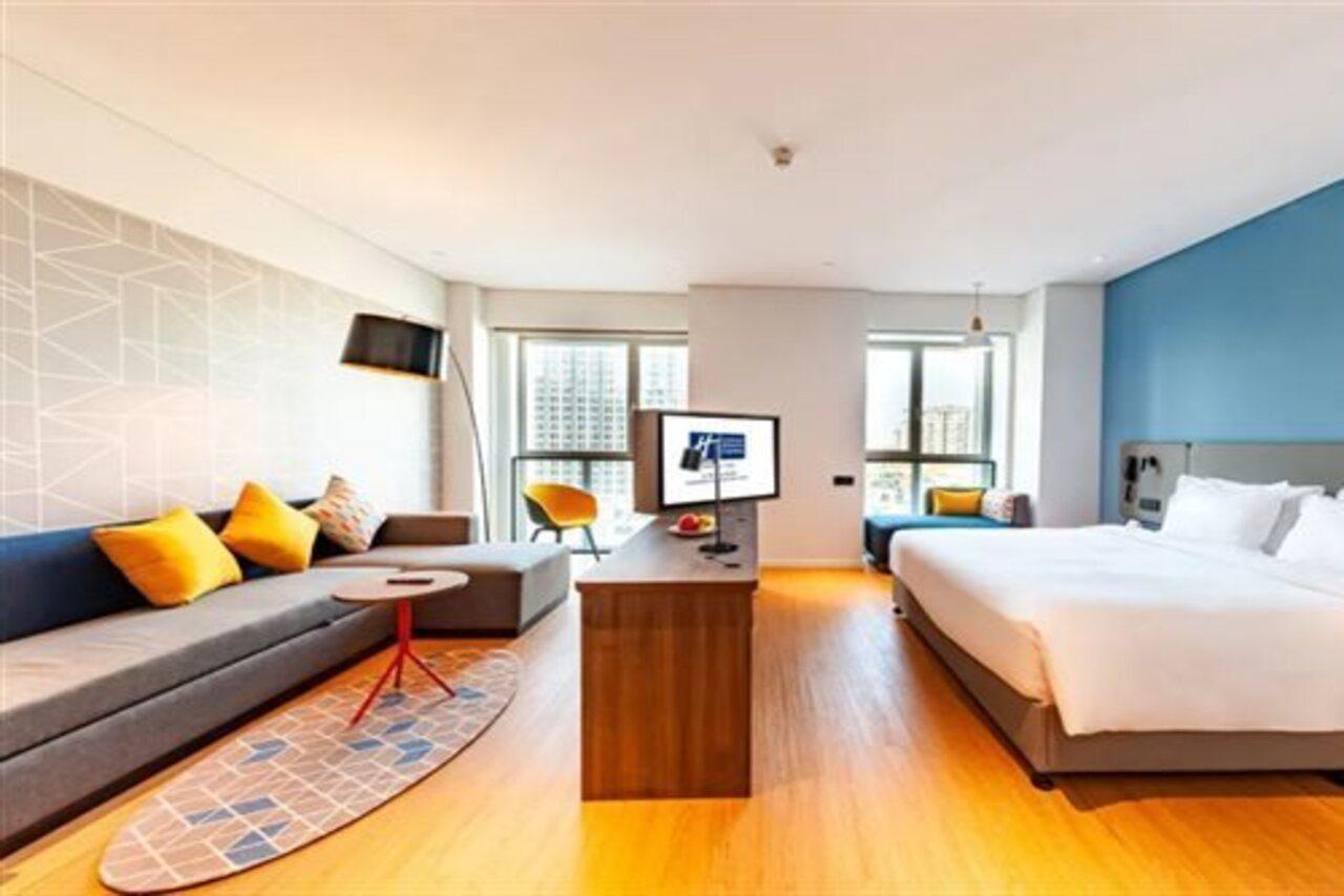 Holiday Inn Express Shanghai Baoyang By Ihg Экстерьер фото